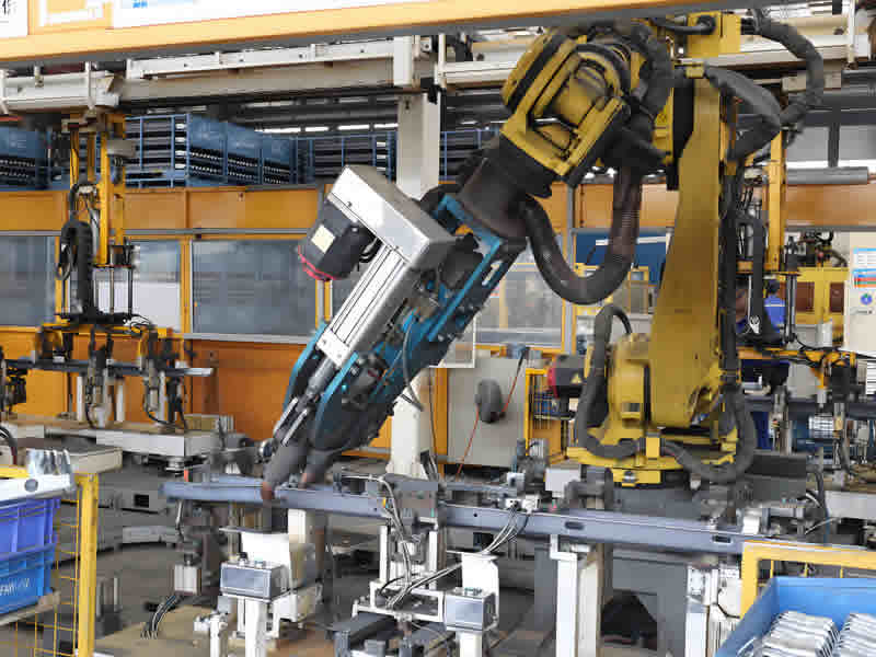 凌云工業(yè)股份有限公司汽車(chē)零部件研發(fā)分公司